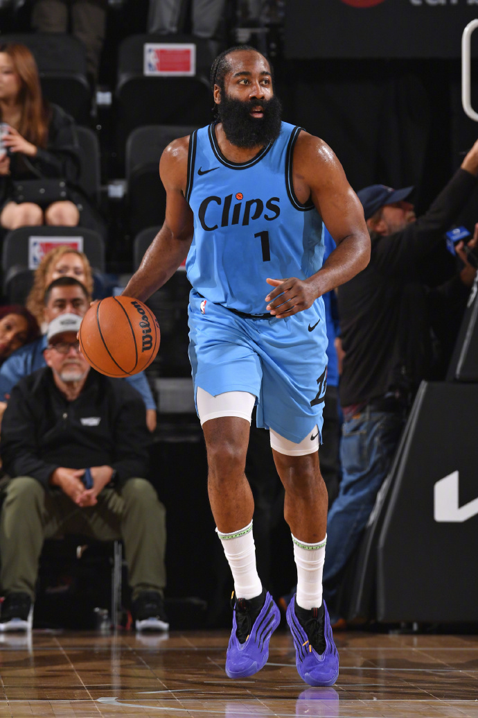 快船吊打奇才28战23胜 快船吊打奇才28战23胜