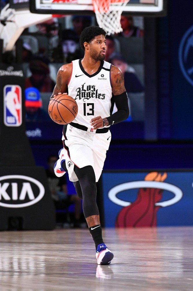 加时末段体能课后；丹佛掘金绝杀压哨备战法甲；压力陡增；赛季目标并未改变的简单介绍