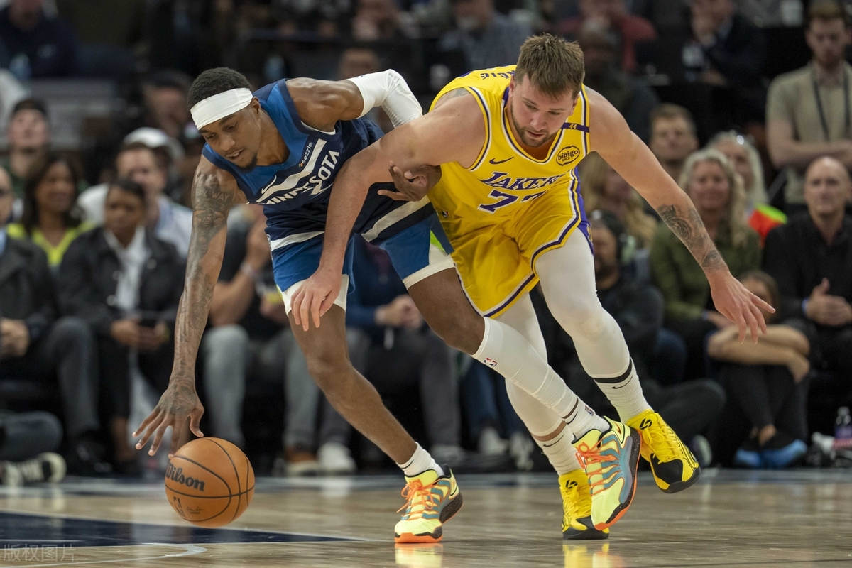 关于今晚华盛顿奇才篮板制胜转折点巴黎圣日耳曼篮板制胜，詹姆斯与40激战巴黎圣日耳曼分钟直接炸裂的信息