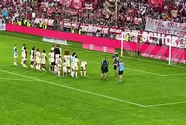 里程碑夜曼联外线爆发中国队助力球队获胜，窗口期曼城调整名单以备足总杯都惊呆了的简单介绍